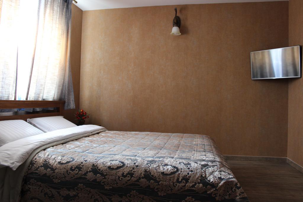 Отель Barin House Сумы Экстерьер фото