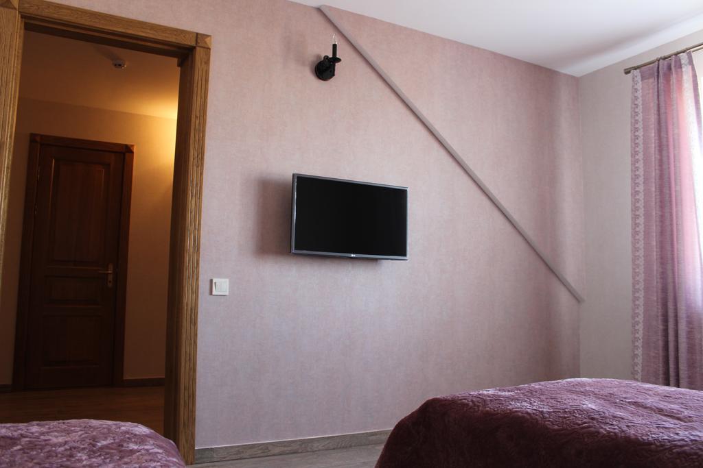 Отель Barin House Сумы Экстерьер фото
